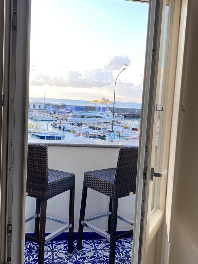 Appartement La Baia Di Napoli à Capri Extérieur photo
